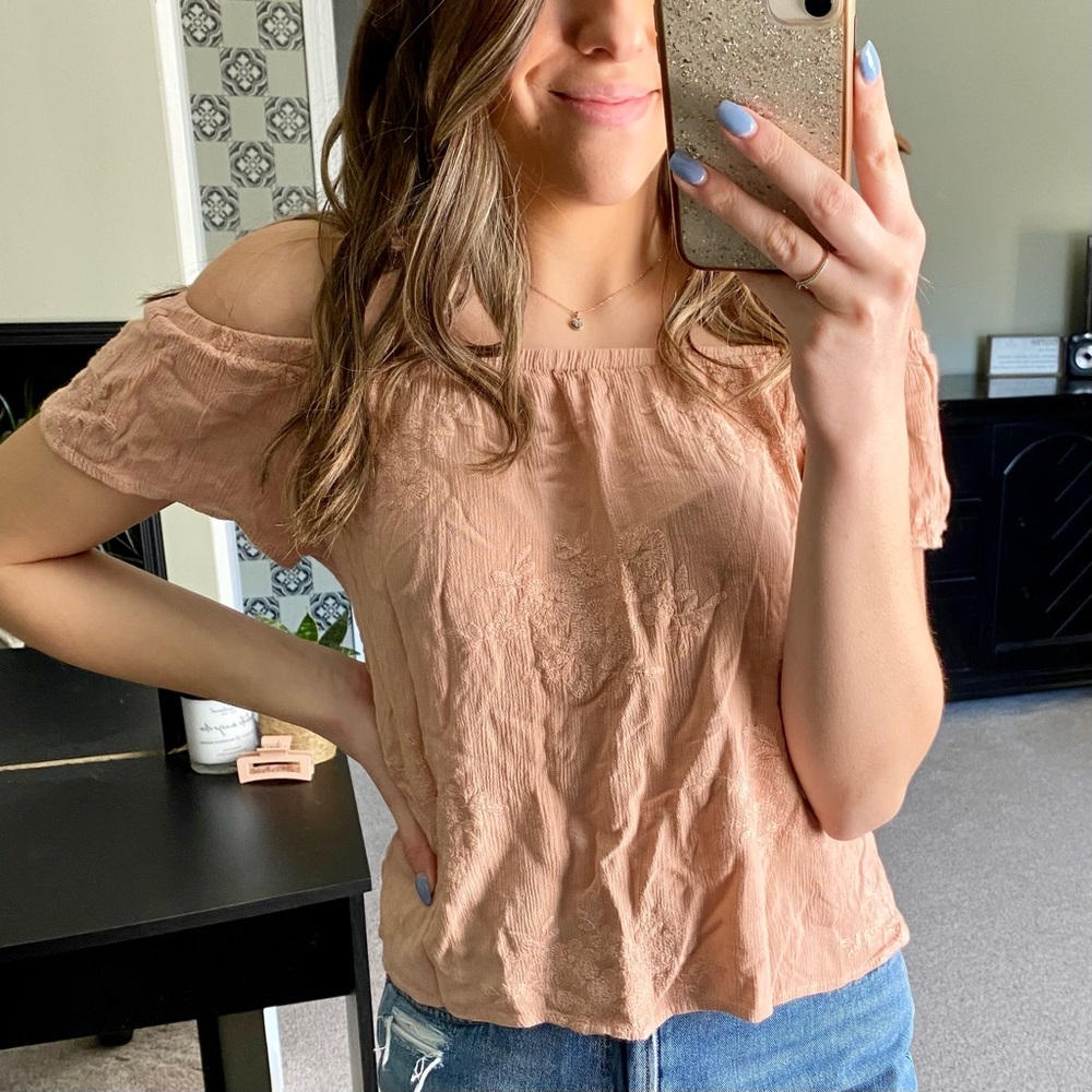 Kendall + Kylie Off-the-shoulder Top